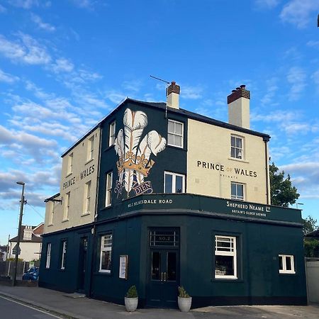 The Prince Of Wales Reigate Exterior foto